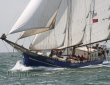 Die Zephyr unter Segeln
