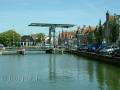 Brücke über einen Kanal
