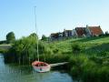 Boot am Deich
